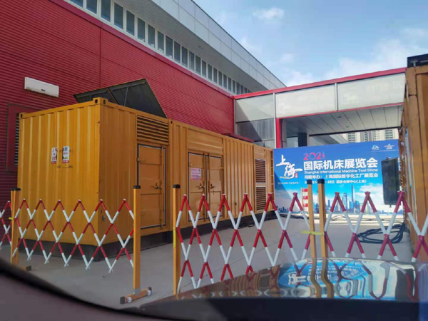 喀什出租发电机-柴油发电机和汽油发电机哪个更好一些？