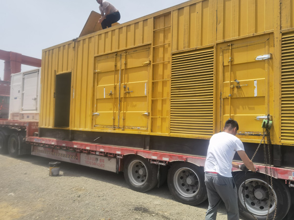喀什发电机出租100KW发电机需要什么规格的电缆线?
